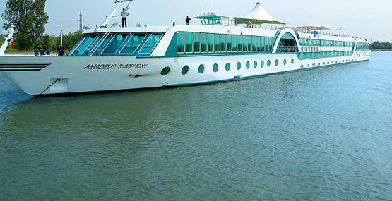 M/S Amadeus Symphony